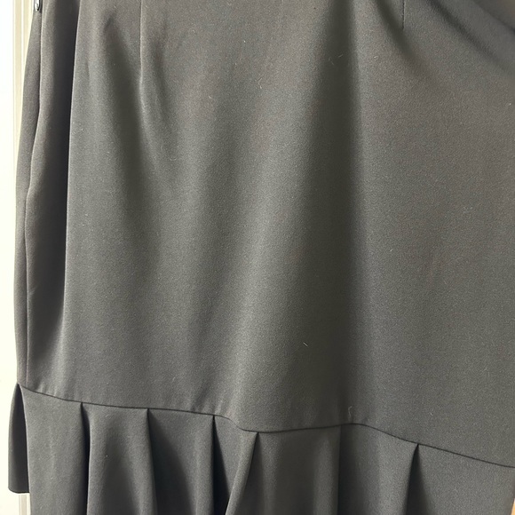 Gently worn City Chic flounce ruffled skirt - Picture 2 of 5